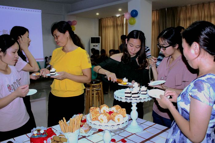 东泰员工生日会10